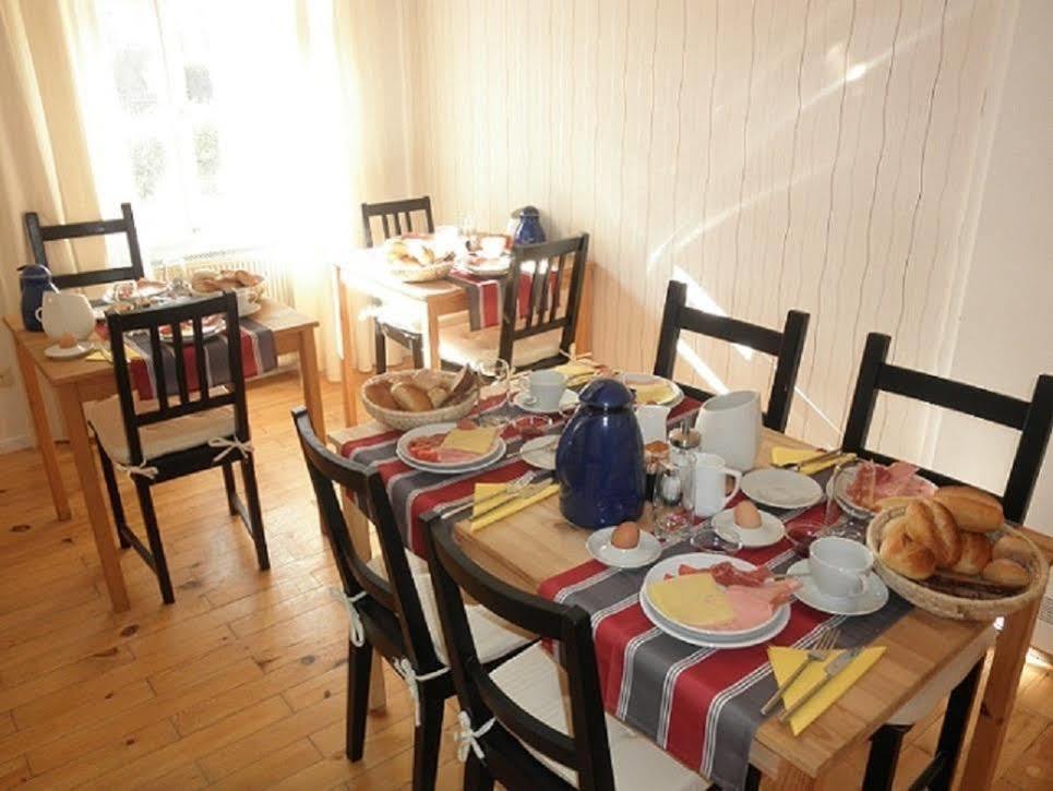 Pension Holzgarten Regensburg Exteriör bild